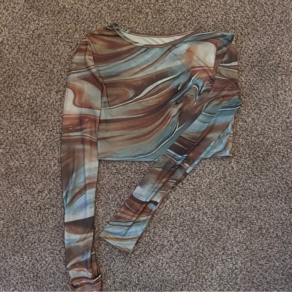 marble patterned mesh long sleeve